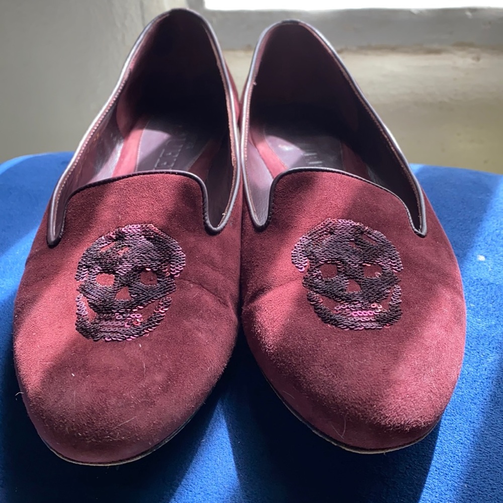 Alexander McQueen Red Suede Sequin Skull Flats 39